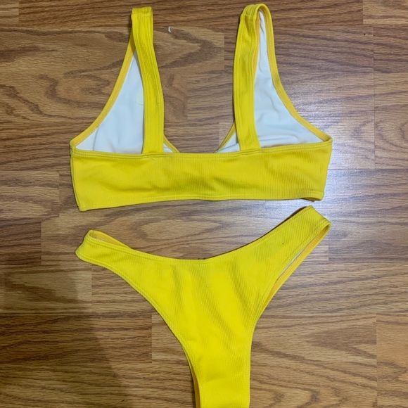 Zaful yellow bikini swimsuit - Picture 2 of 2